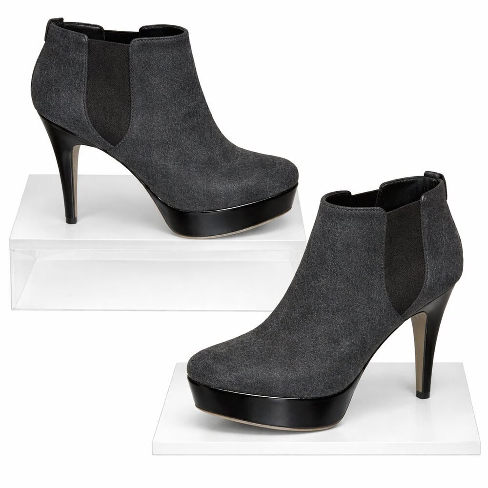 VINCE CAMUTO Gray Wool Ankle Heels Booties Size 9B
